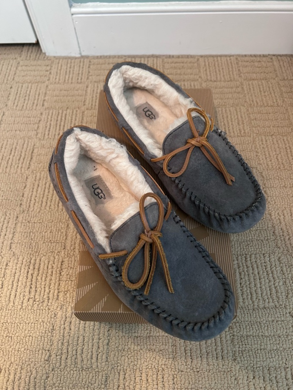 UGG Women’s Moccasin Slipper - Charcoal with Chestnut Laces